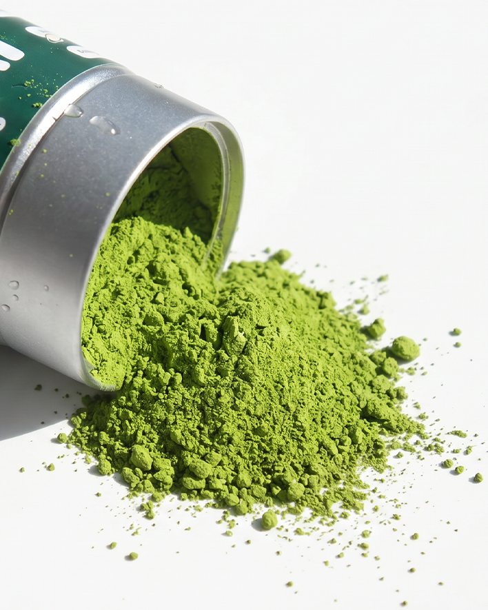packshot intérieur canette matcha